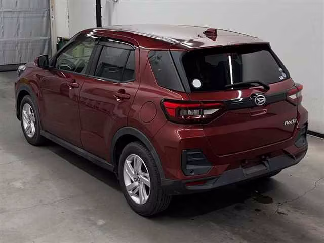 DAIHATSU ROCKY