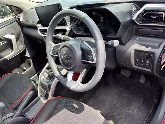 DAIHATSU ROCKY