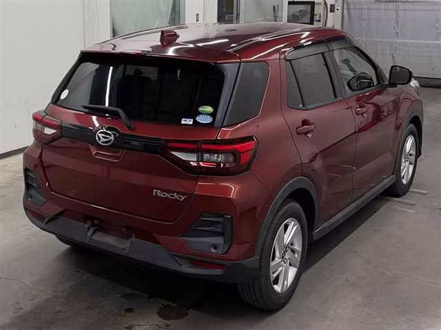 DAIHATSU ROCKY