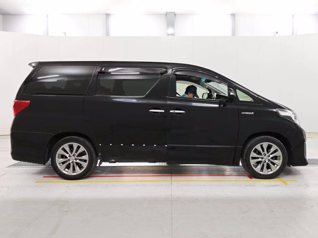 TOYOTA ALPHARD