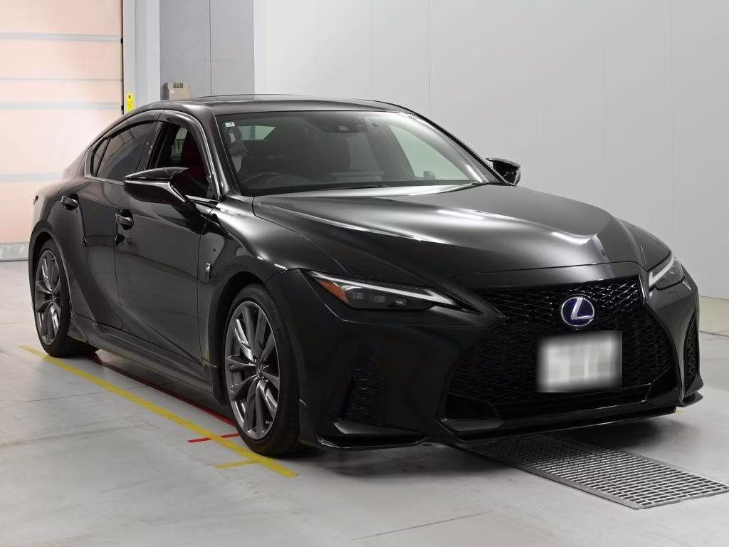 LEXUS IS300H