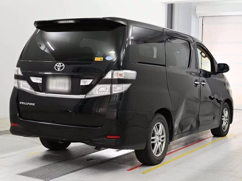 TOYOTA VELLFIRE