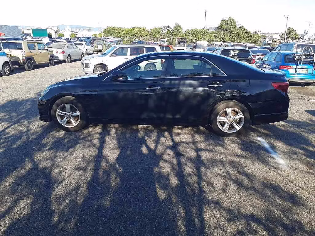 TOYOTA MARK X