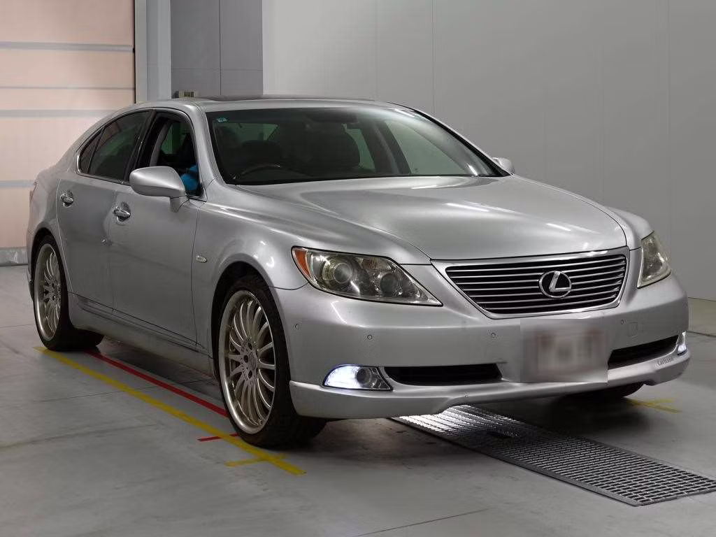 LEXUS LS460