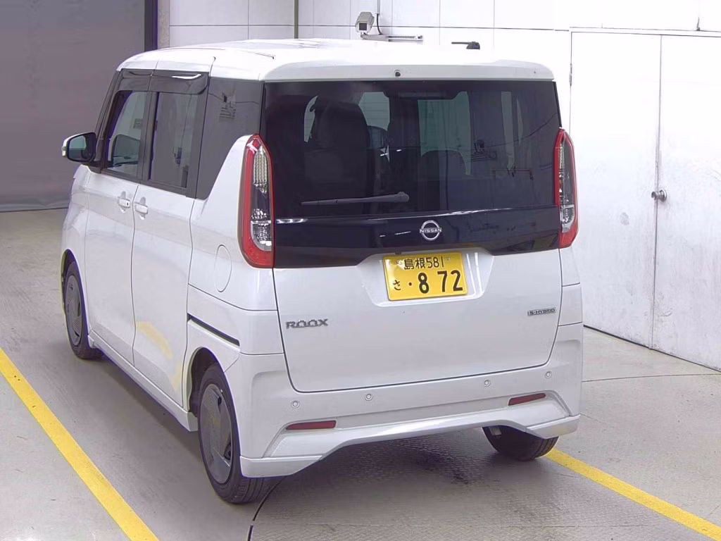 NISSAN ROOX