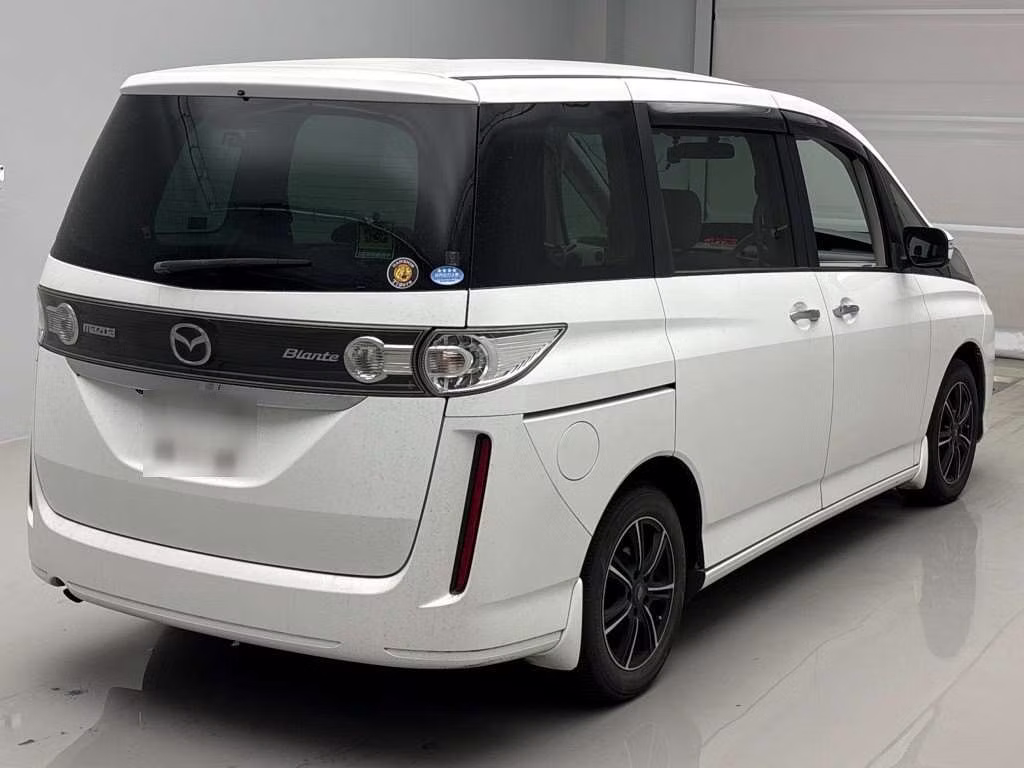 MAZDA BIANTE