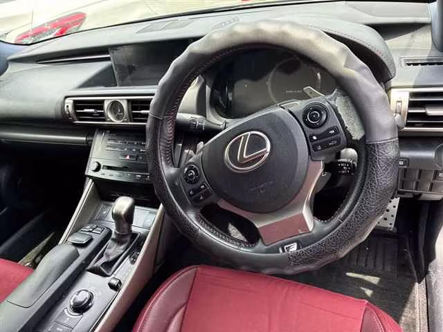 LEXUS IS250
