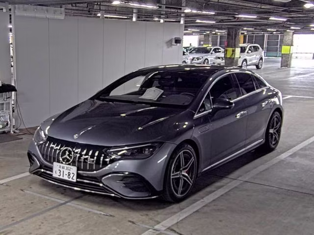 MERCEDES-BENZ EQE