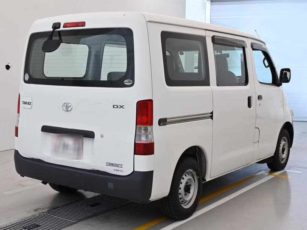 TOYOTA LITE ACE