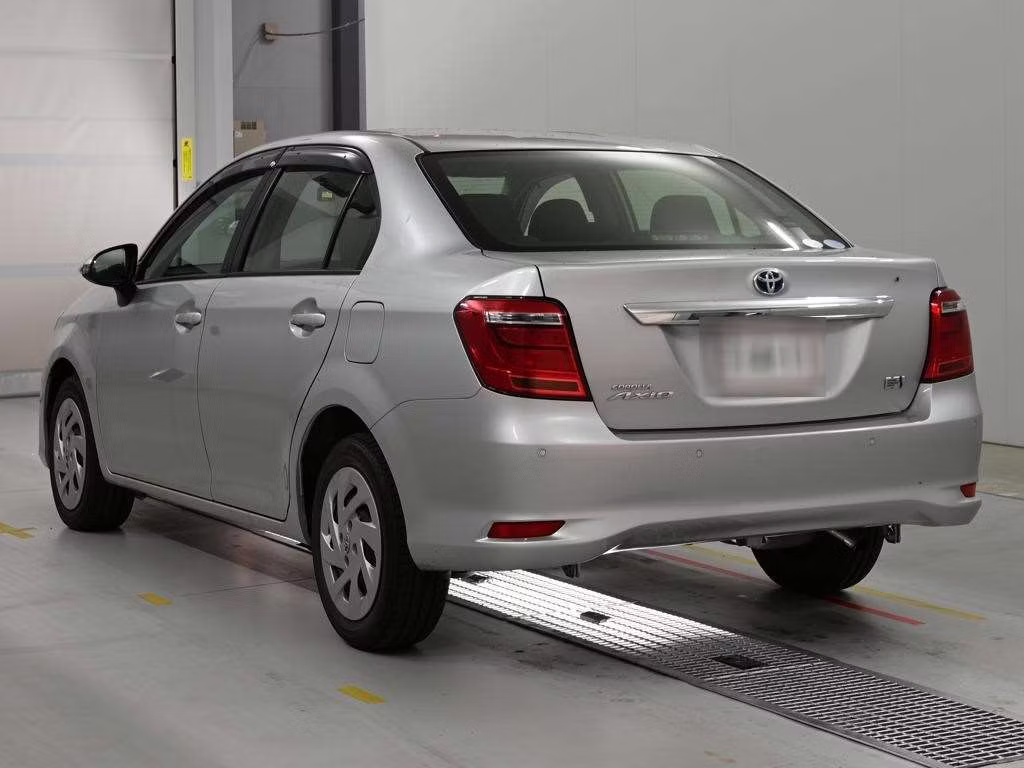TOYOTA COROLLA AXIO