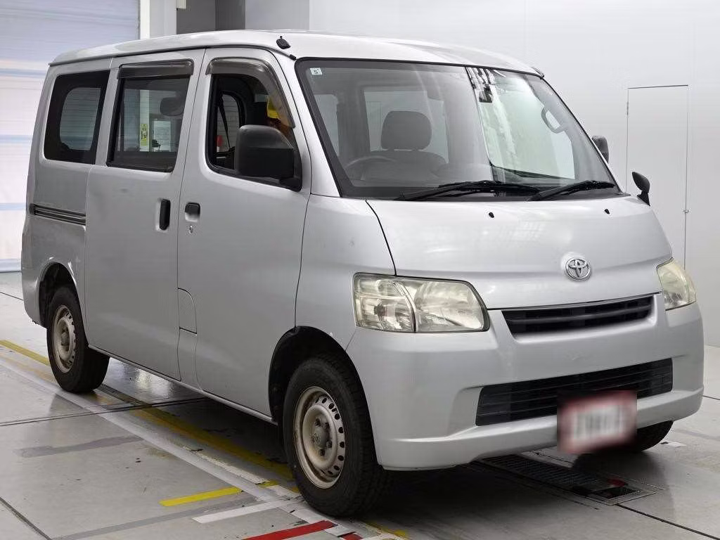 TOYOTA LITE ACE