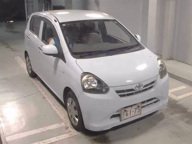 TOYOTA PIXIS EPOCH