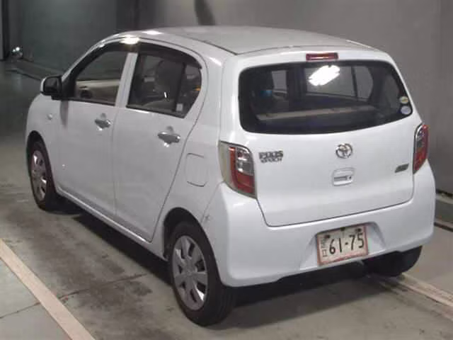 TOYOTA PIXIS EPOCH
