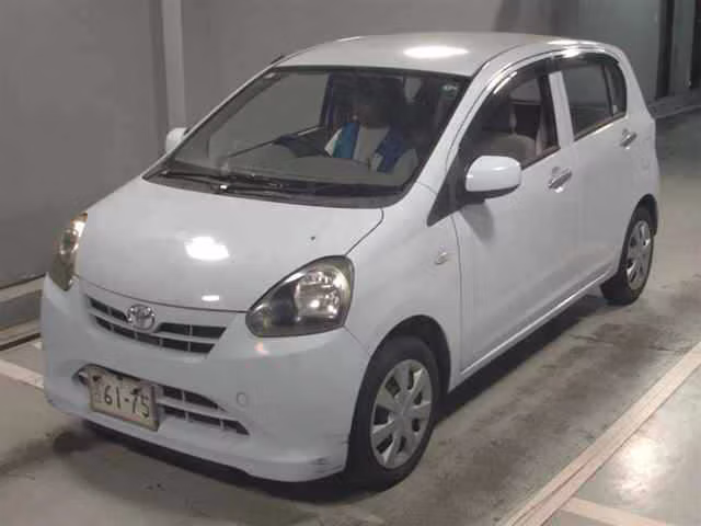 TOYOTA PIXIS EPOCH