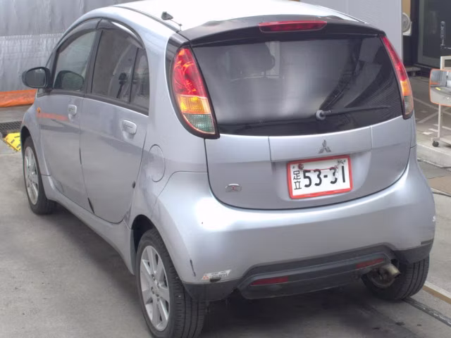 MITSUBISHI I