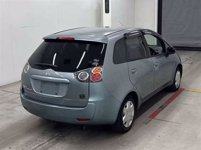 MITSUBISHI COLT PLUS