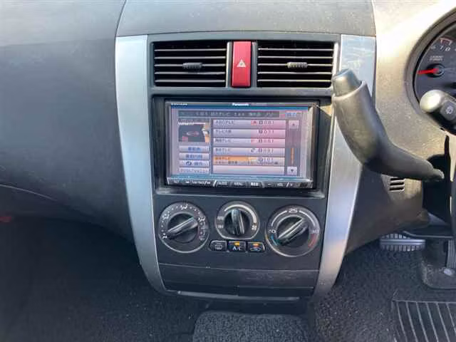MITSUBISHI COLT PLUS