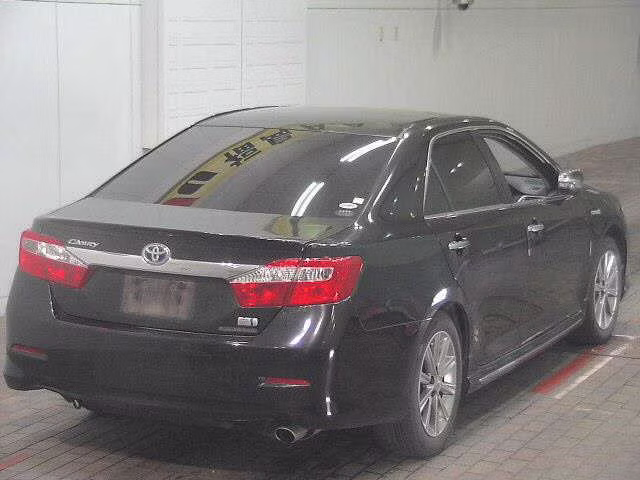 TOYOTA CAMRY
