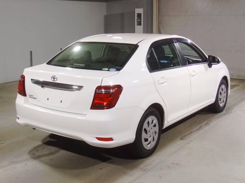 TOYOTA COROLLA AXIO