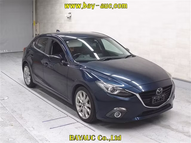 MAZDA AXELA
