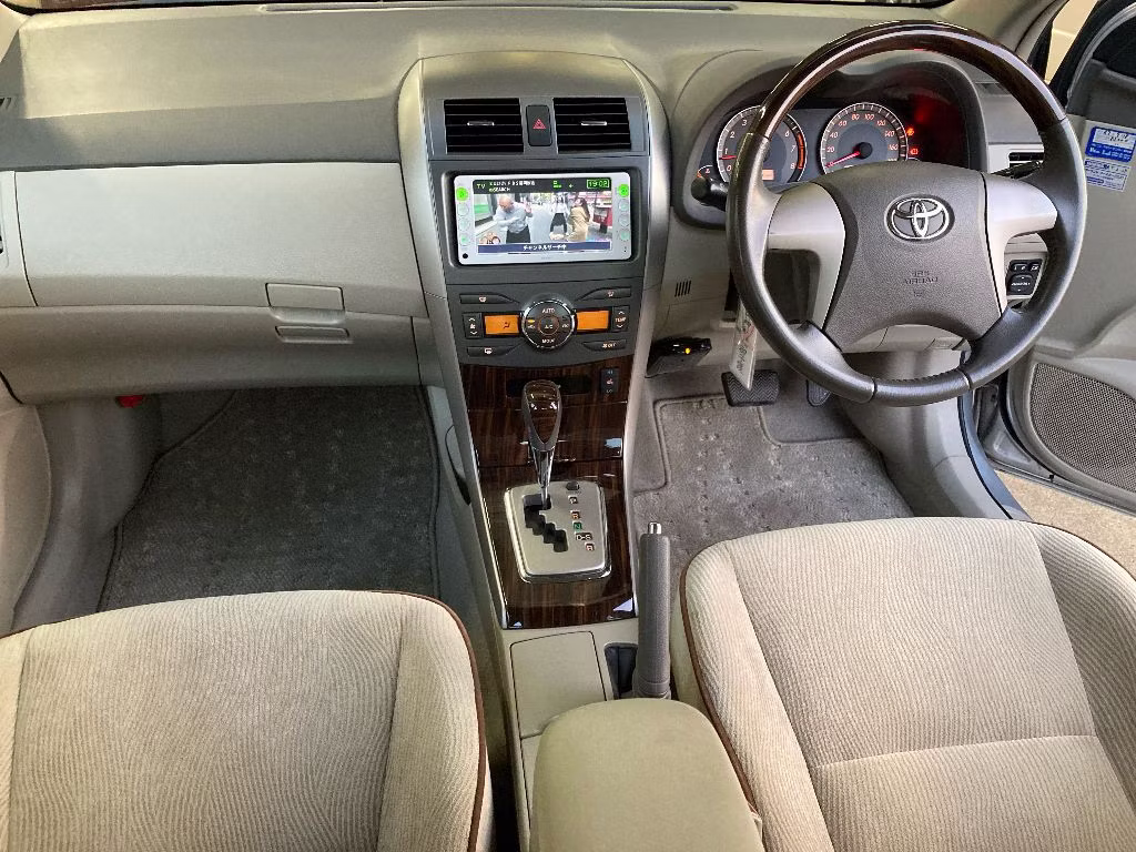 TOYOTA COROLLA AXIO