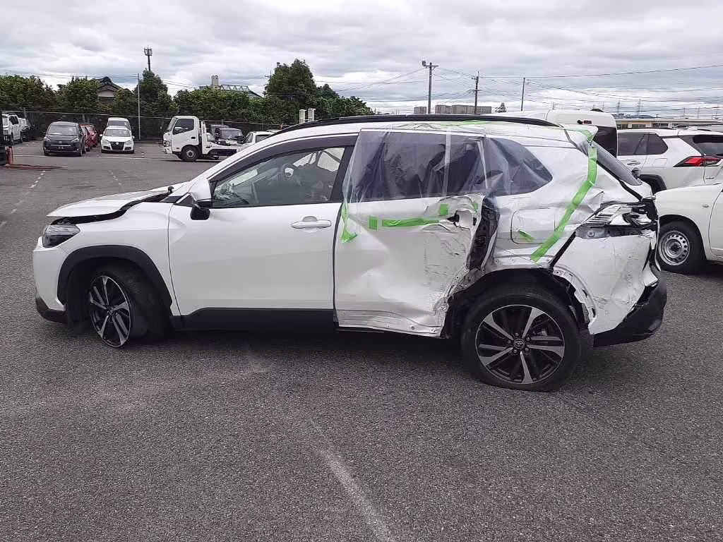 TOYOTA COROLLA CROSS