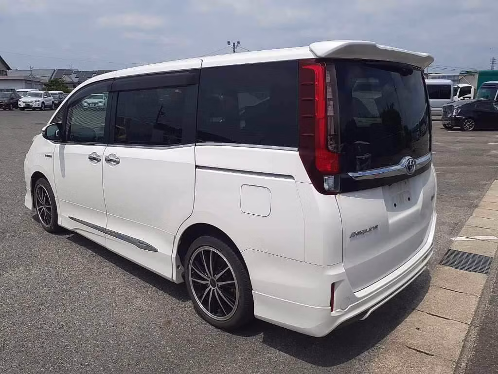 TOYOTA ESQUIRE