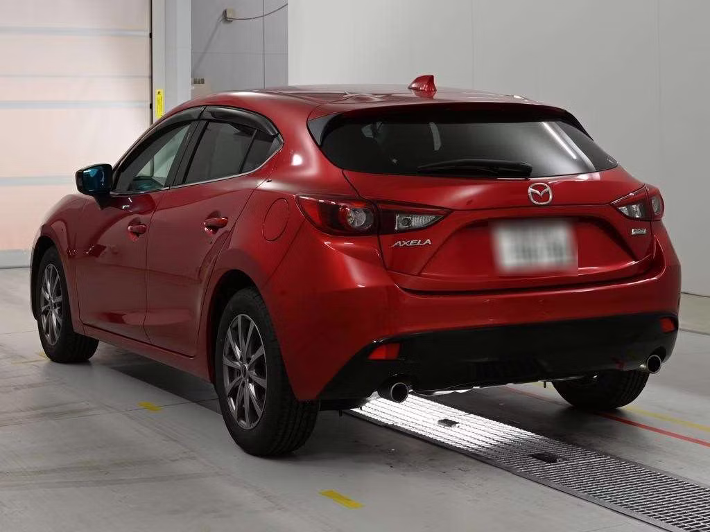 MAZDA AXELA