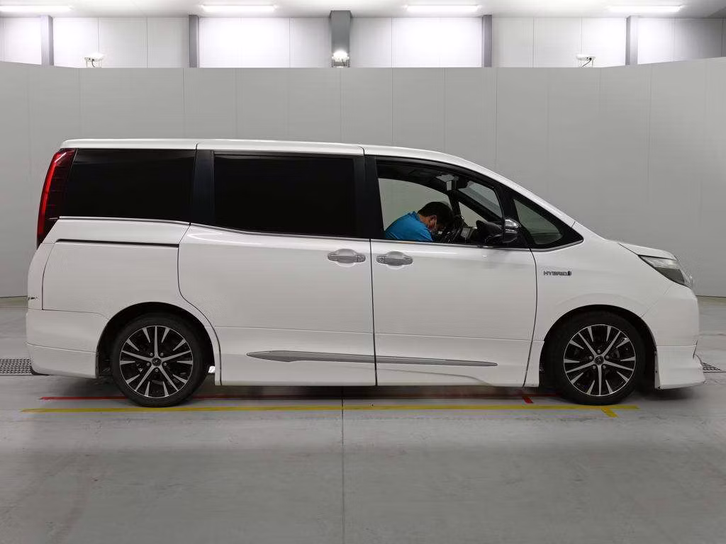 TOYOTA ESQUIRE