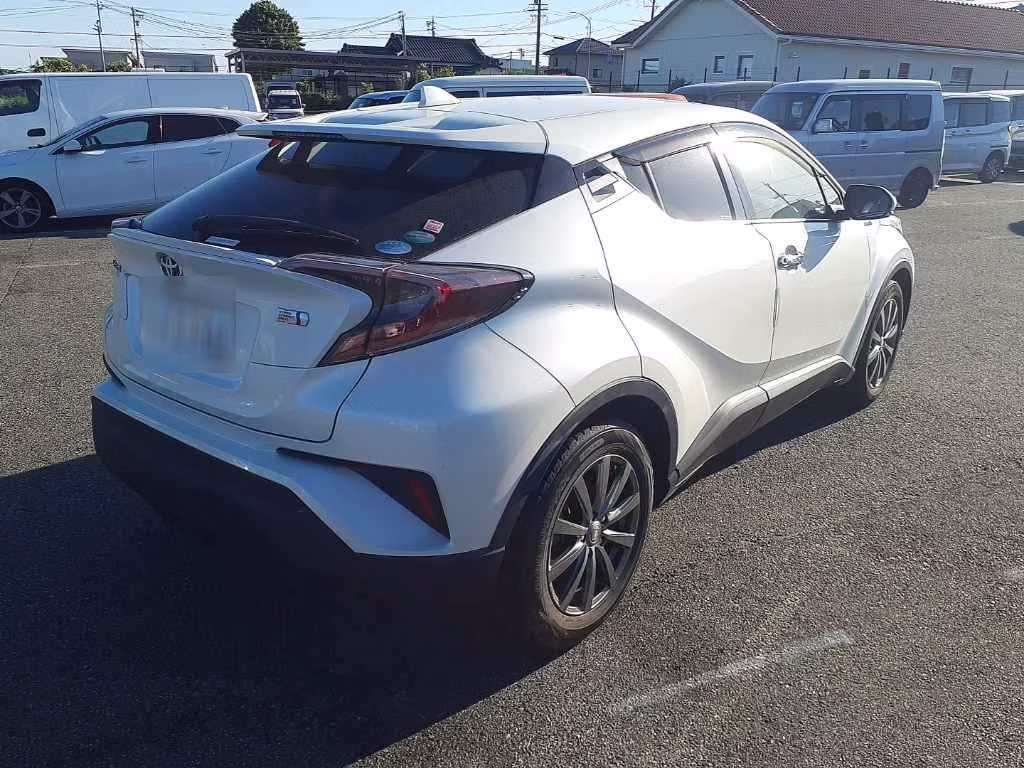 TOYOTA C-HR