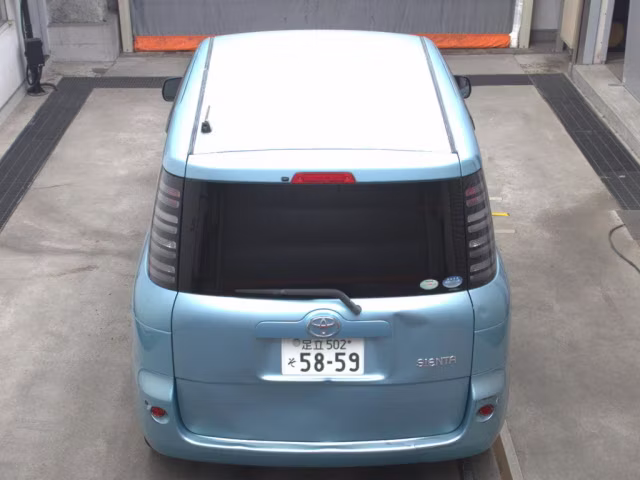 TOYOTA SIENTA