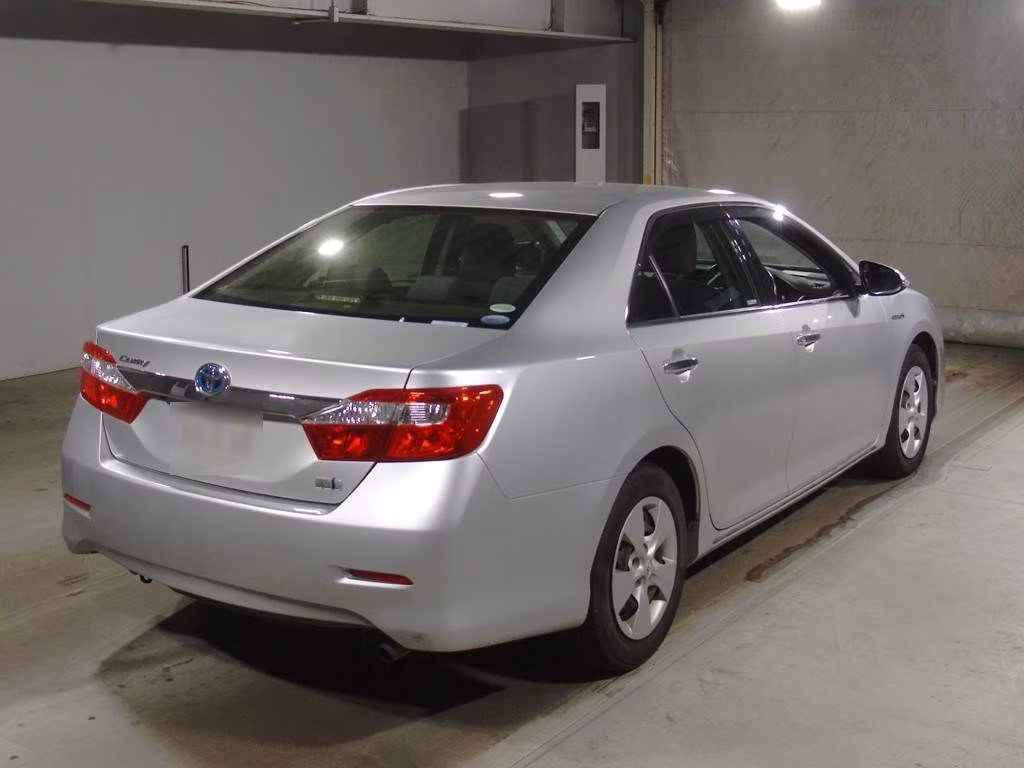 TOYOTA CAMRY