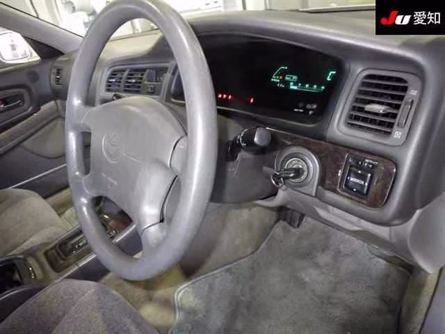 TOYOTA MARK II