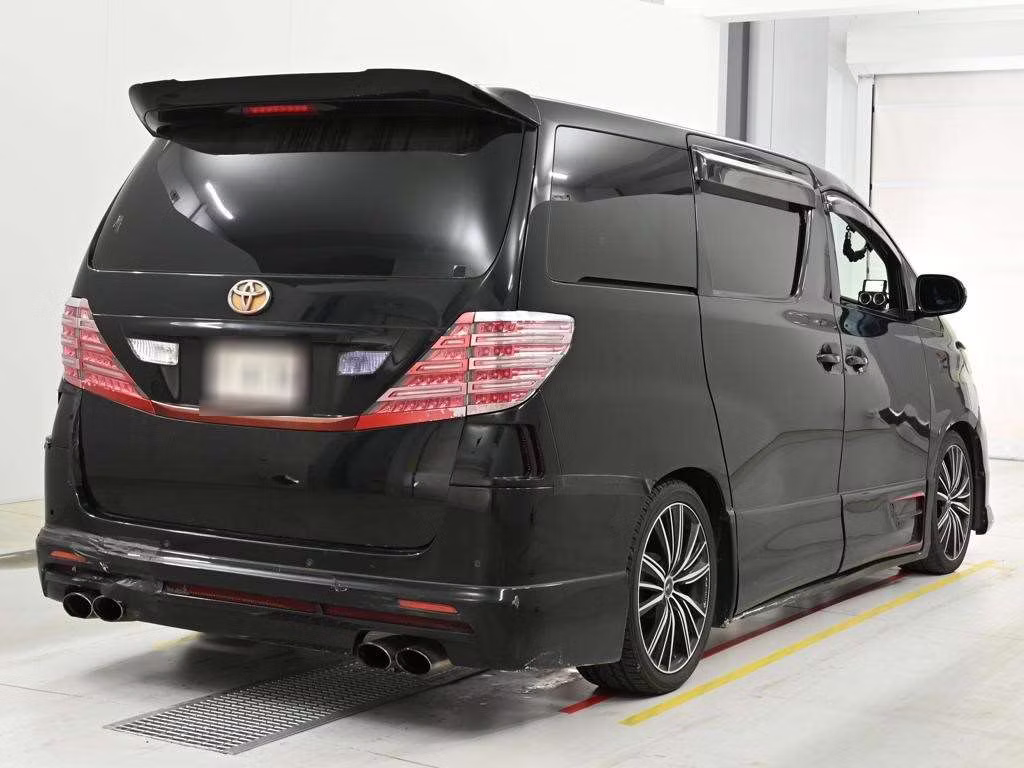 TOYOTA VELLFIRE