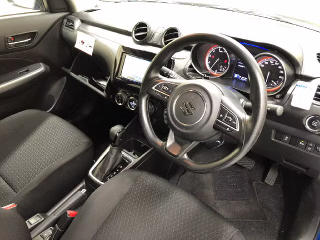 SUZUKI SWIFT
