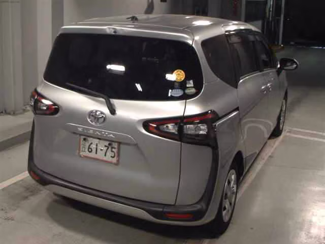 TOYOTA SIENTA