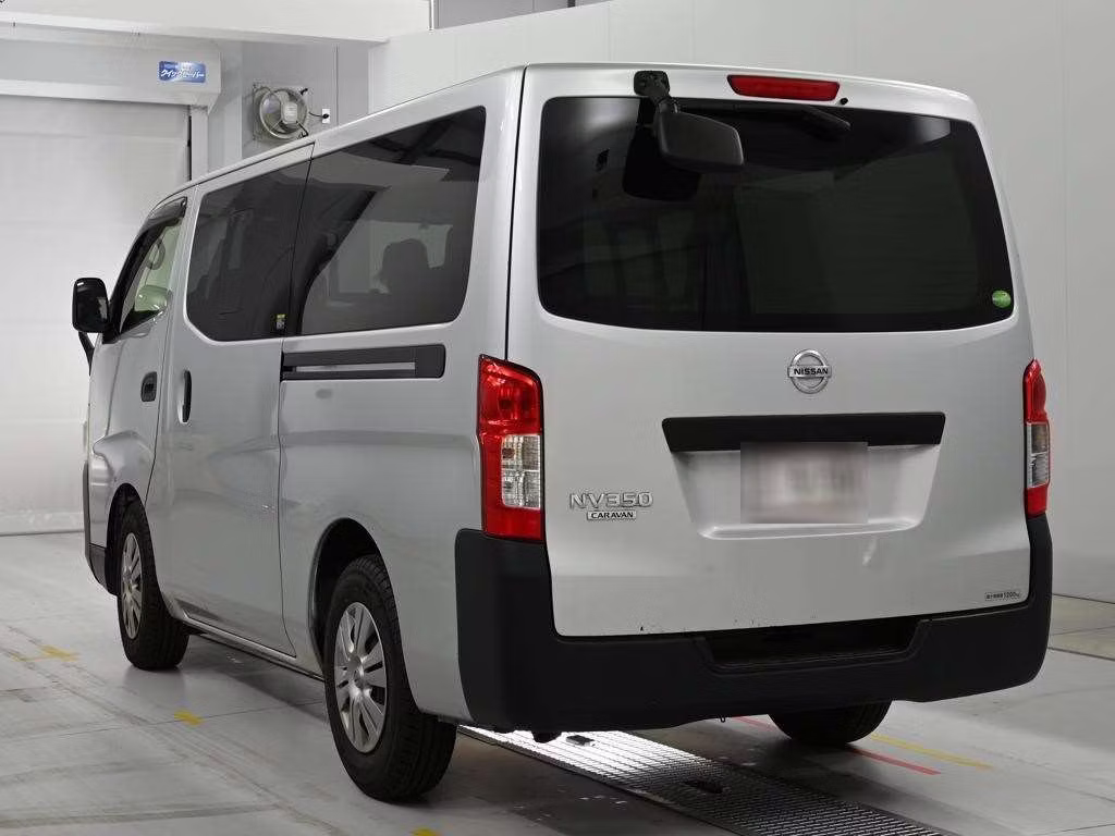 NISSAN NV350 CARAVAN