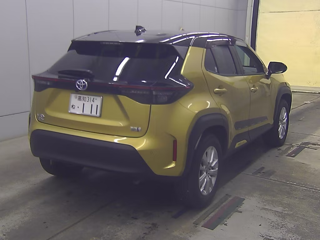 TOYOTA YARIS CROSS