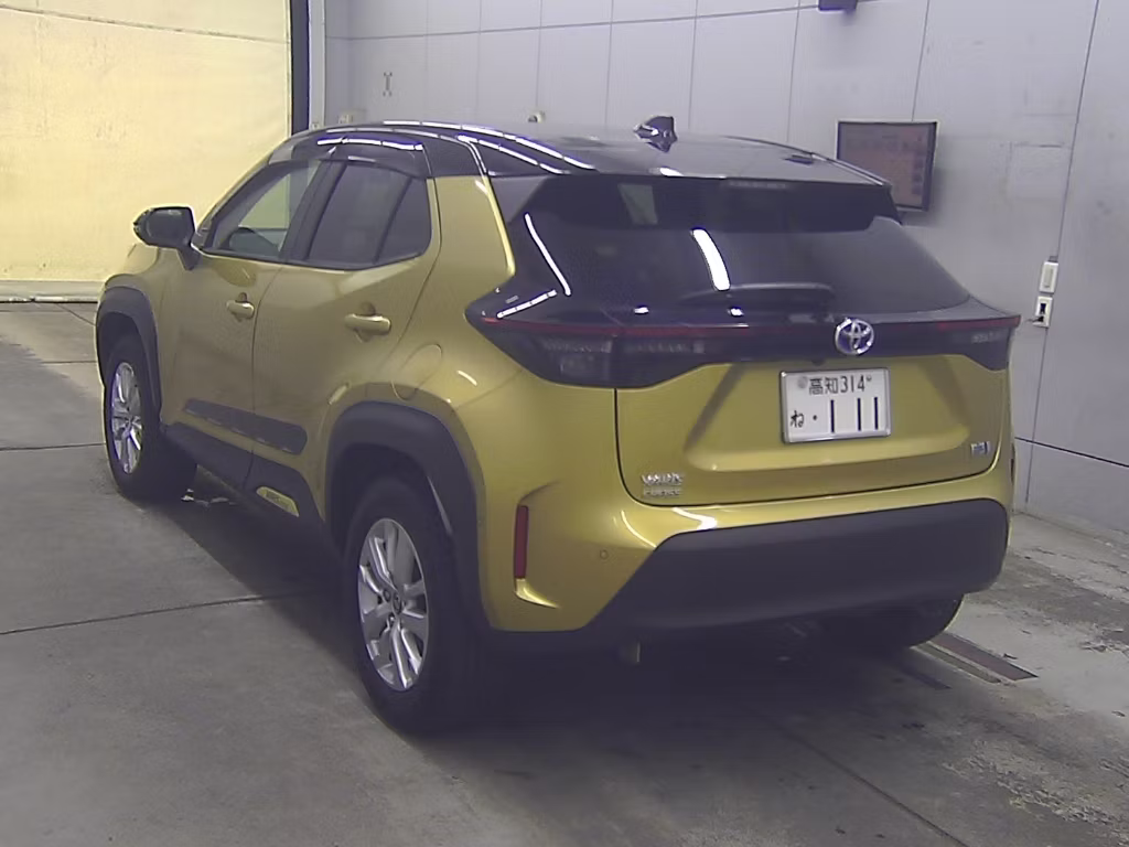 TOYOTA YARIS CROSS
