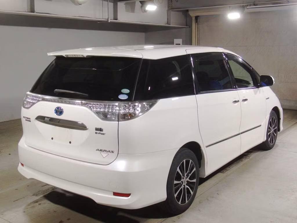 TOYOTA ESTIMA