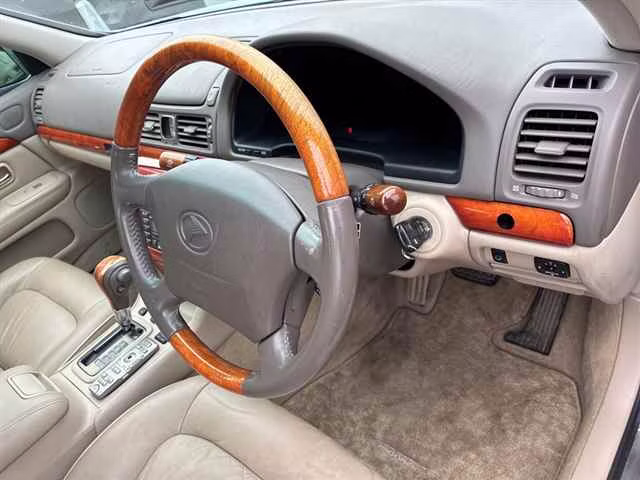 TOYOTA PROGRES