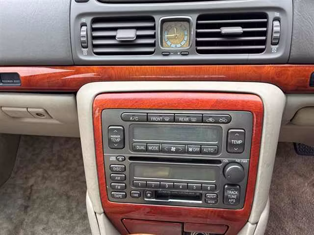 TOYOTA PROGRES