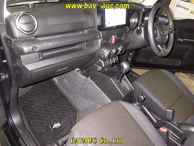 SUZUKI JIMNY SIERRA