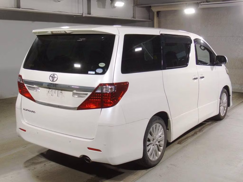 TOYOTA ALPHARD