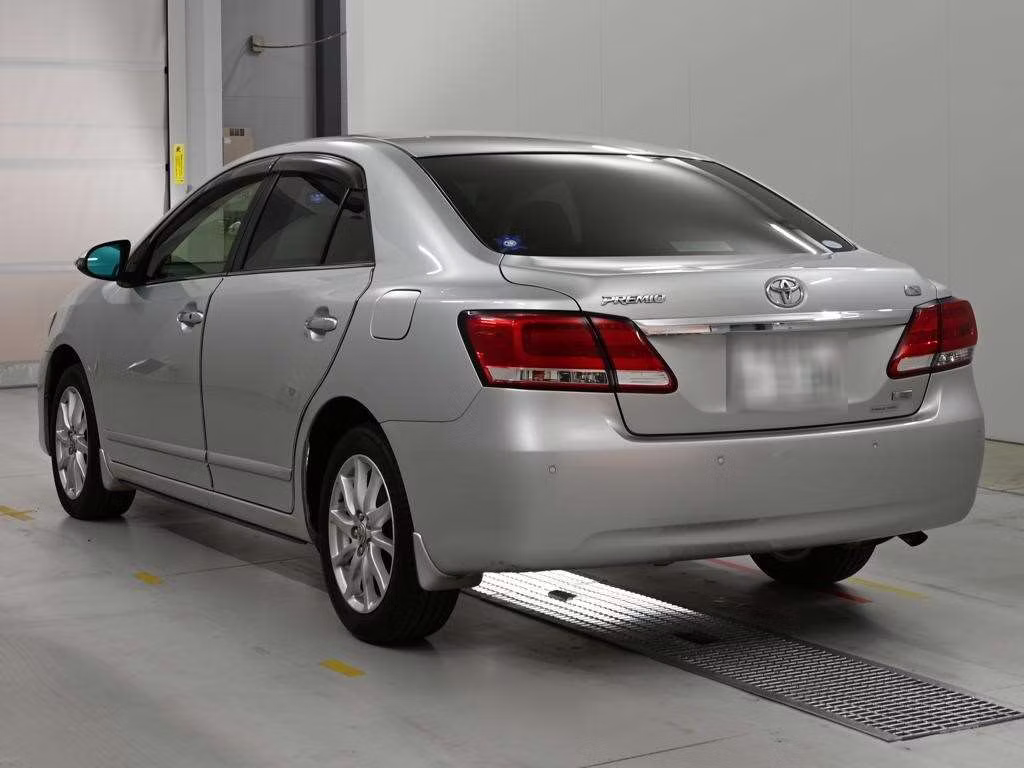 TOYOTA PREMIO