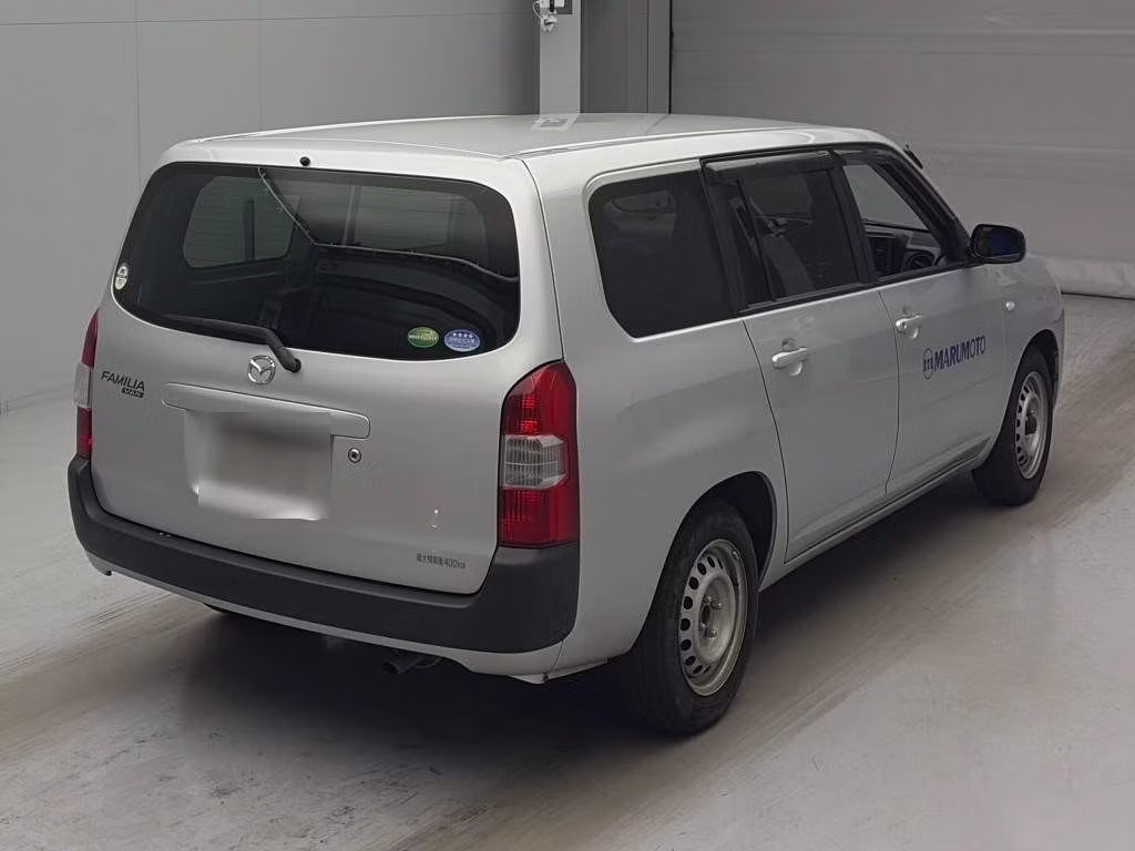 MAZDA FAMILIA