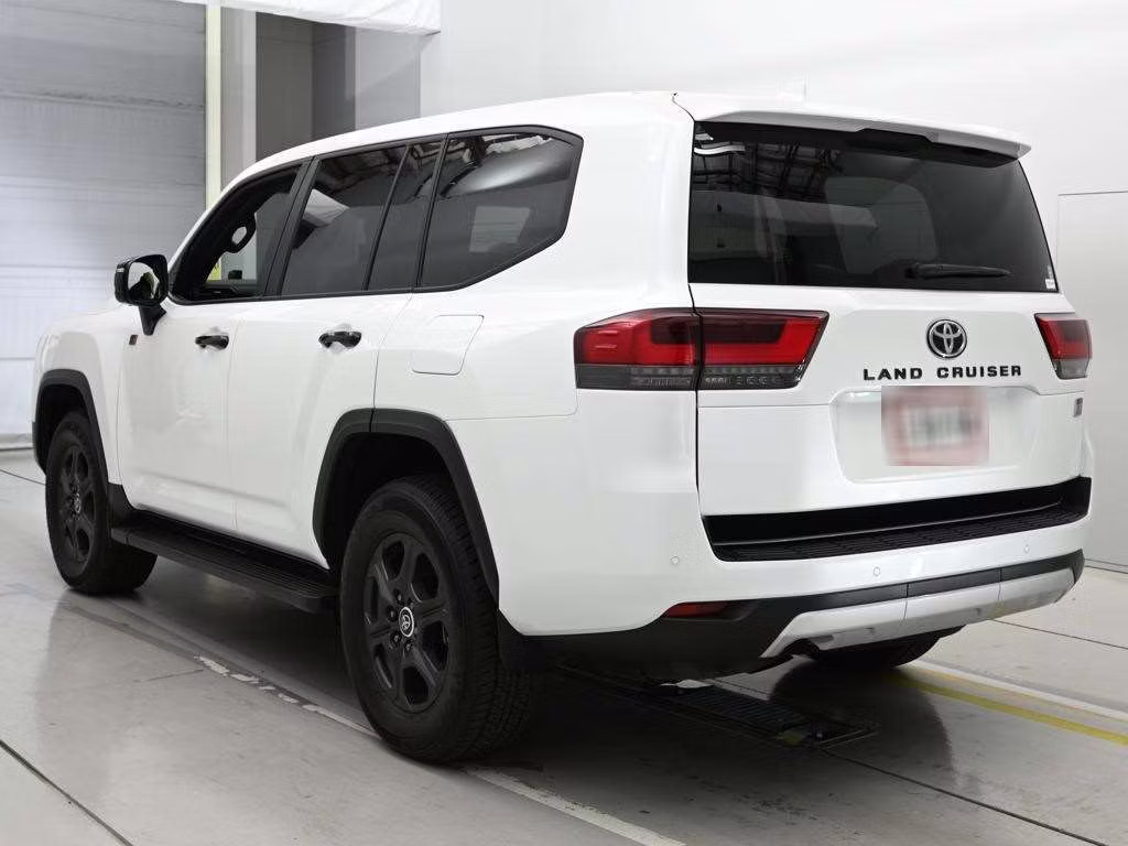 TOYOTA LAND CRUISER