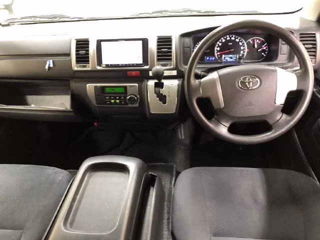 TOYOTA REGIUS ACE