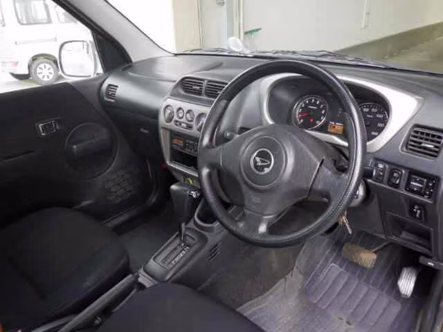 DAIHATSU TERIOS KID