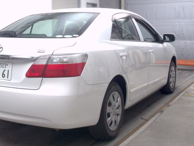 TOYOTA PREMIO